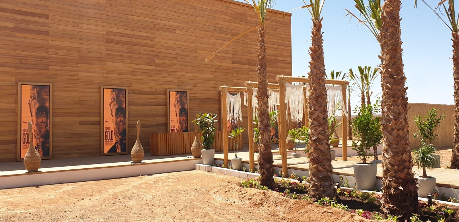 Outdoor Desert Cinema Opens with K-Array and Visiotek