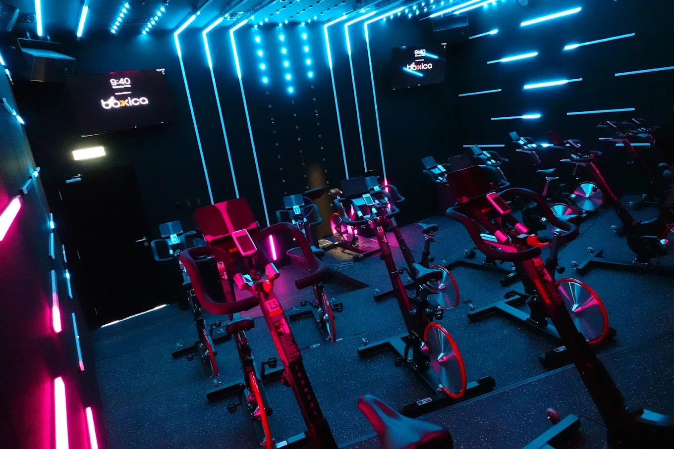 Boxica Cycling Studio | Cyclops Lighting