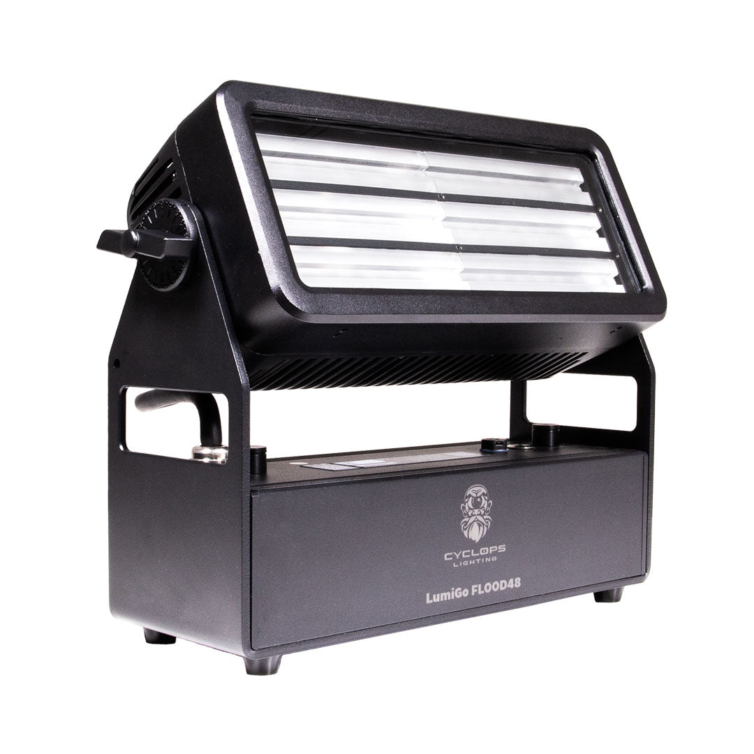 LumiGo™ FLOOD48 - Battery-Operated IP65 60x8W RGBL FX & Pixel Mapping Wash with wireless CRMX & APP Control