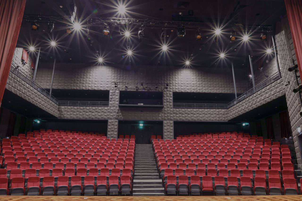 Wood Creek Auditorium Gets Full Lighting, Rigging,  and Audio Solution
